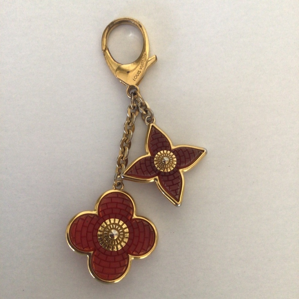 AUTHENTIC LOUIS VUITTON RED RESIN MOSAIC MONOGRAM FLOWER KEY HOLDER BAG … - Picture 3 of 16